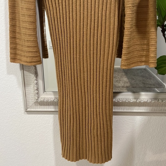 Sweater Dress 👗 - Picture 2 of 5